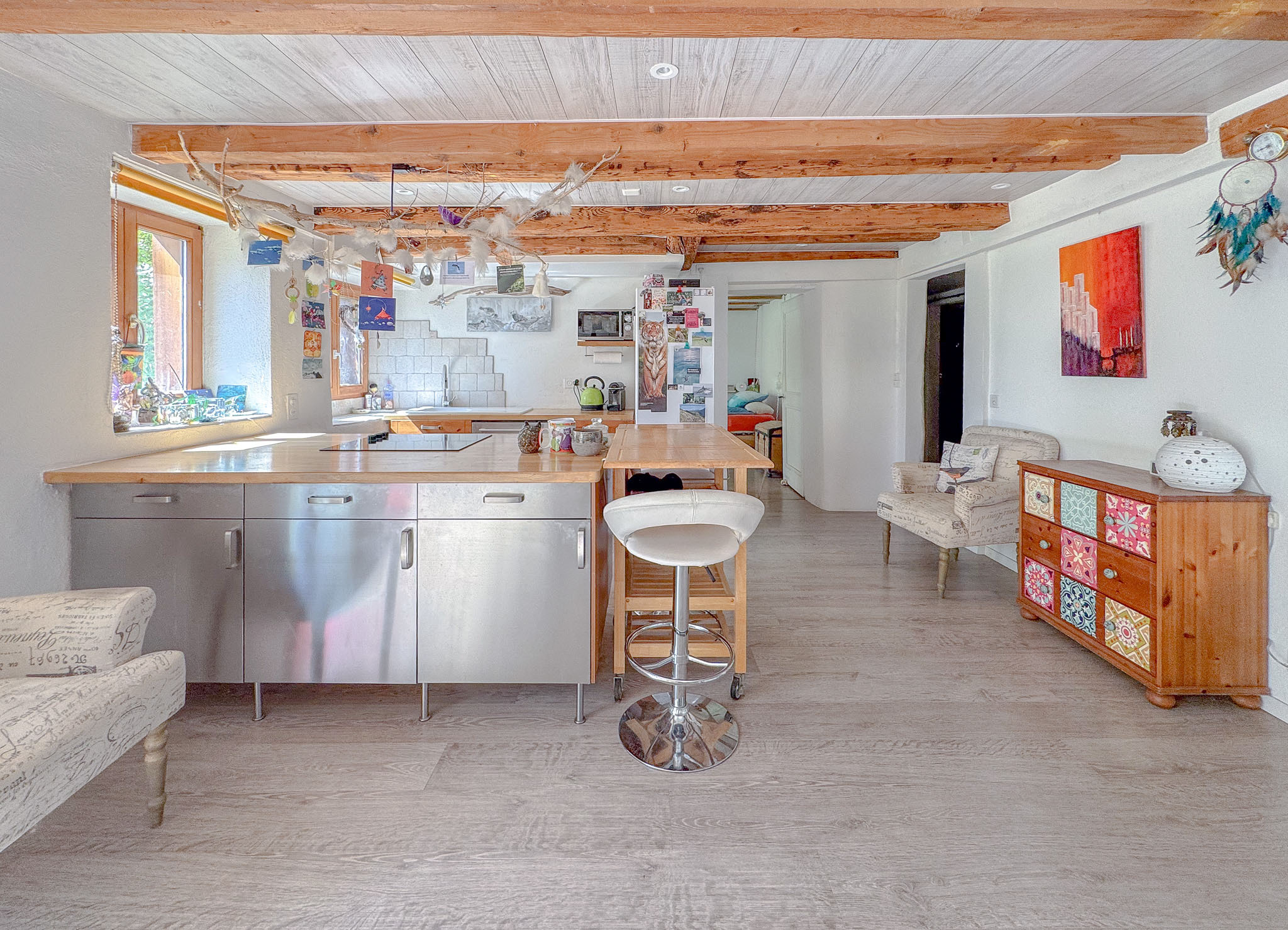 Rez-de-chaussée - cuisine agencée ouverte