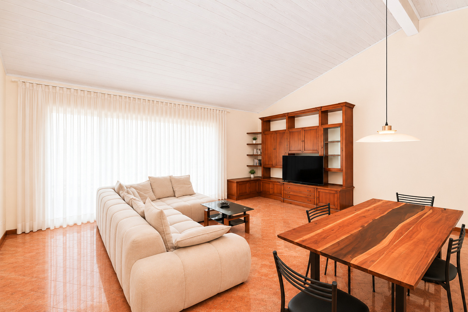 Interior view 1