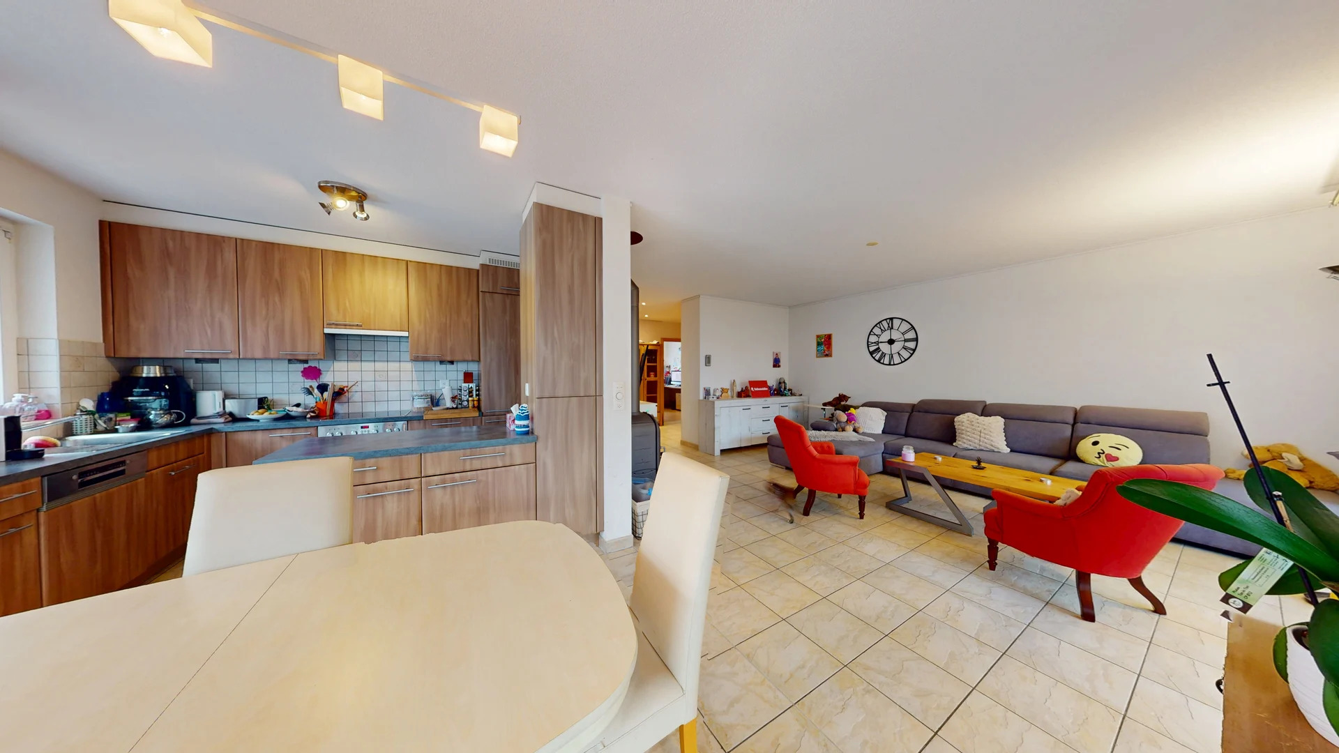 Interior view 3
