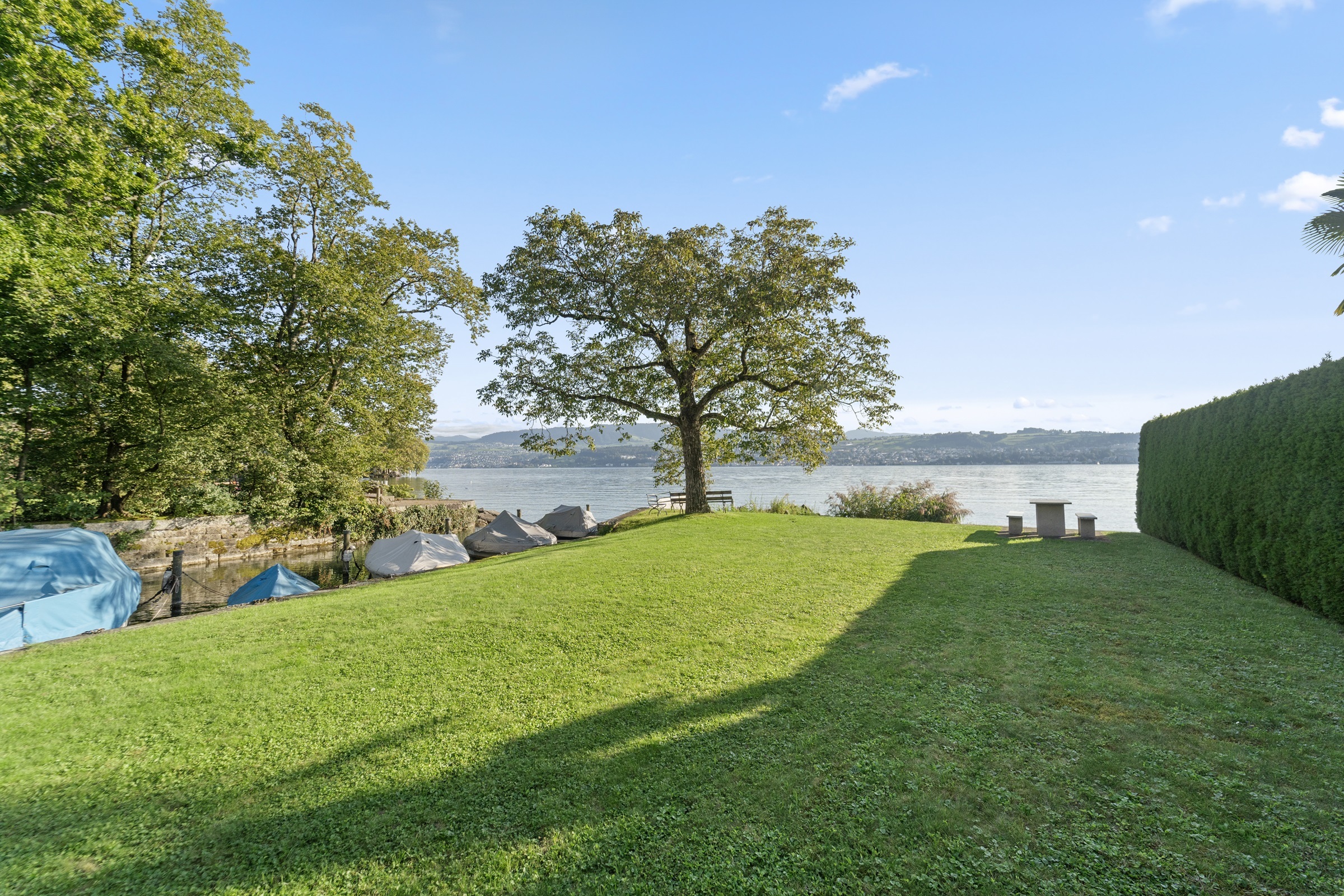 Liege-/Badewiese (Mitbenützungsrecht) Liege-/Badewiese (Mitbenützungsrecht)