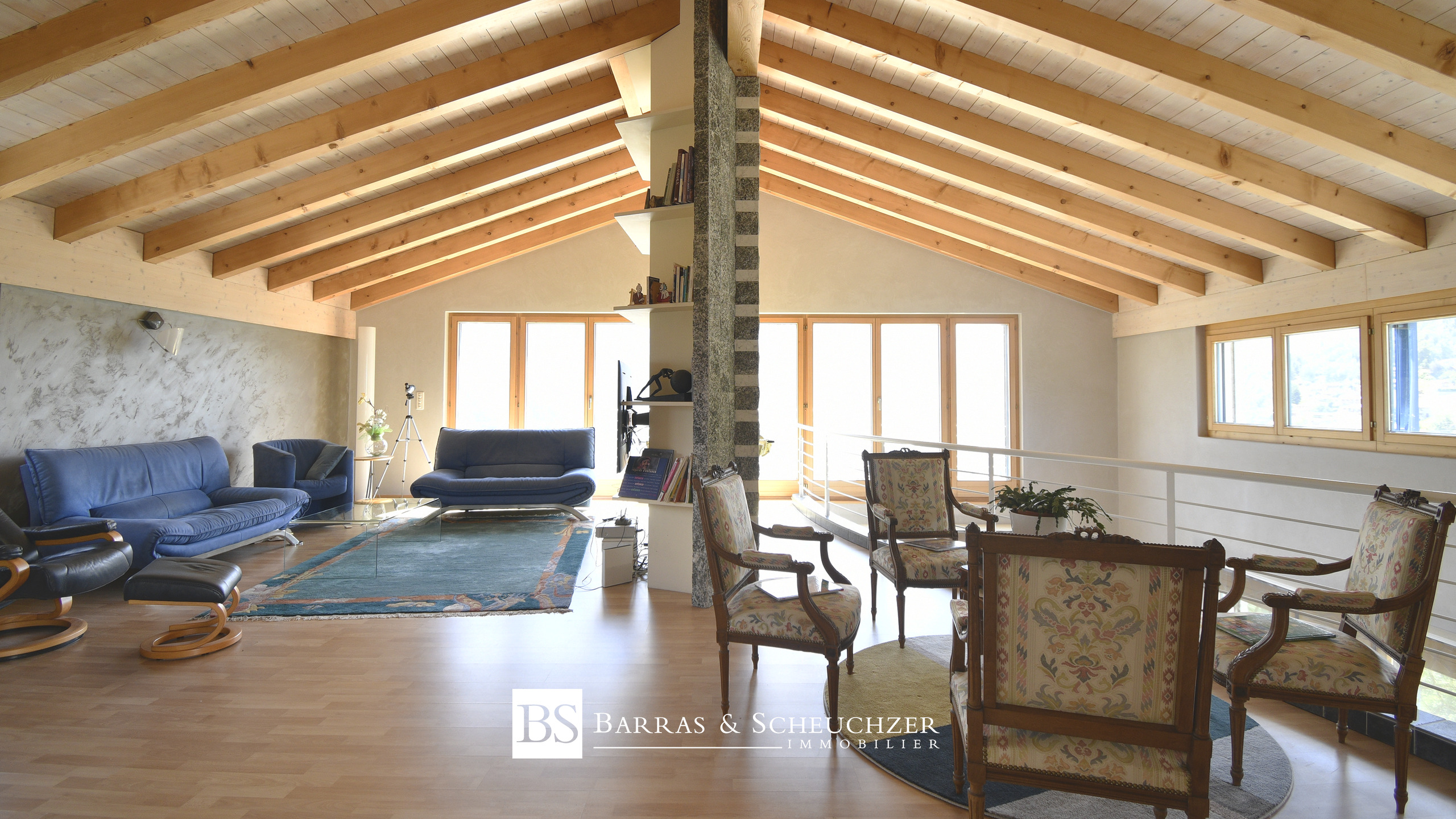 Espace salon mezzanine