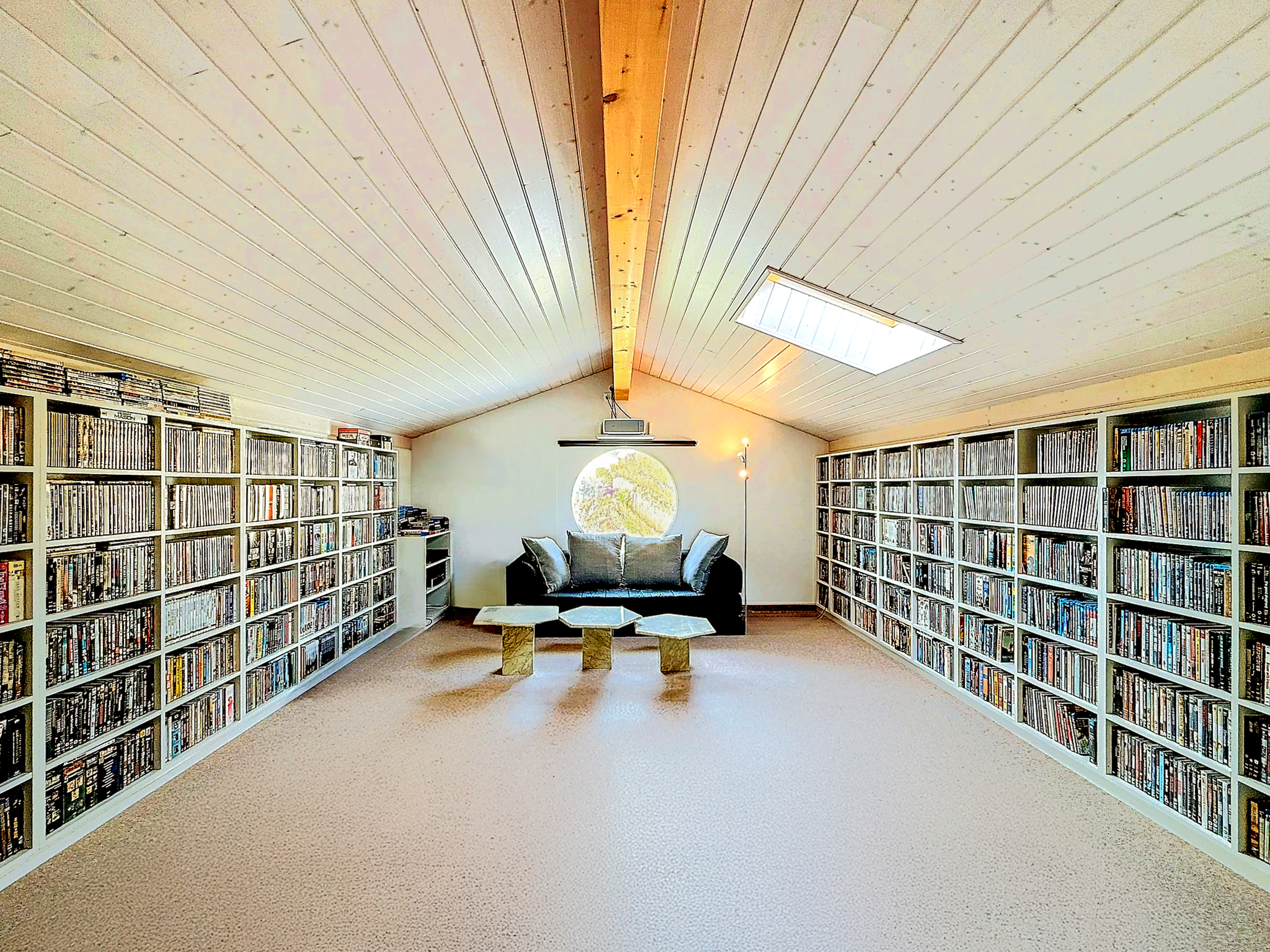 Interior view 12