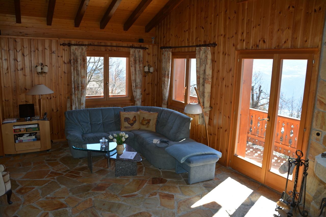Photo 5