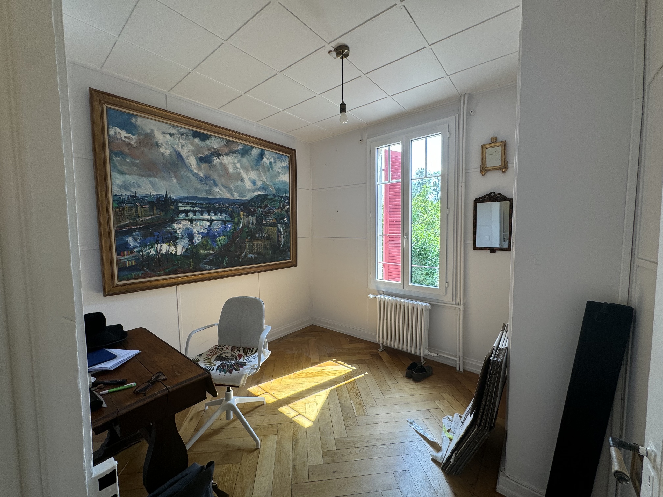 Interior view 6