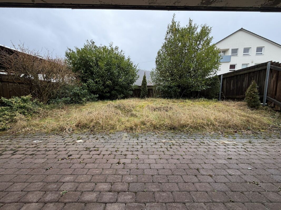 Terrasse und Garten