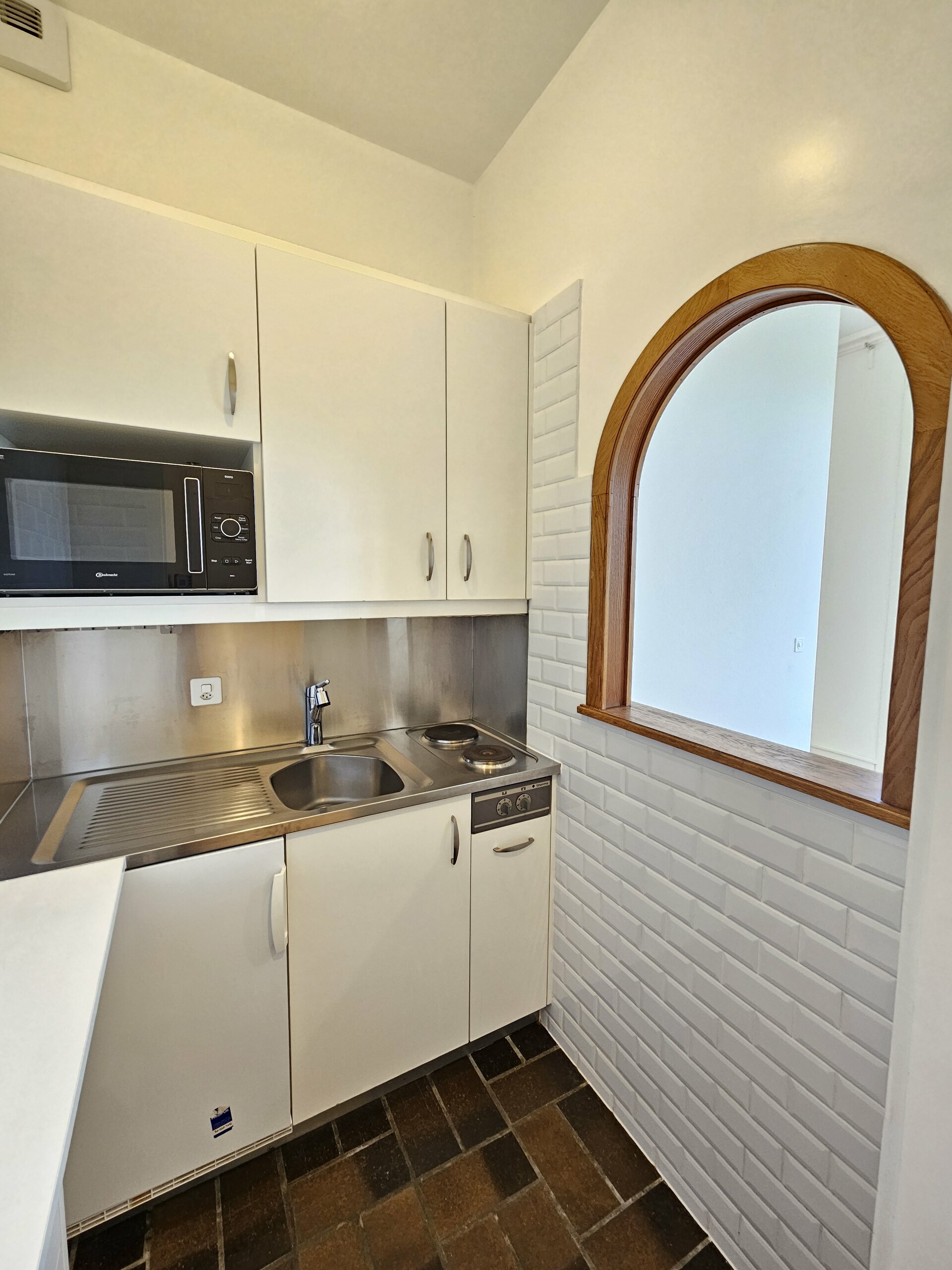 Interior view 6