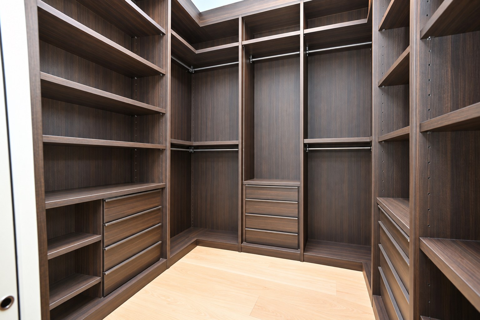 Interior view 7