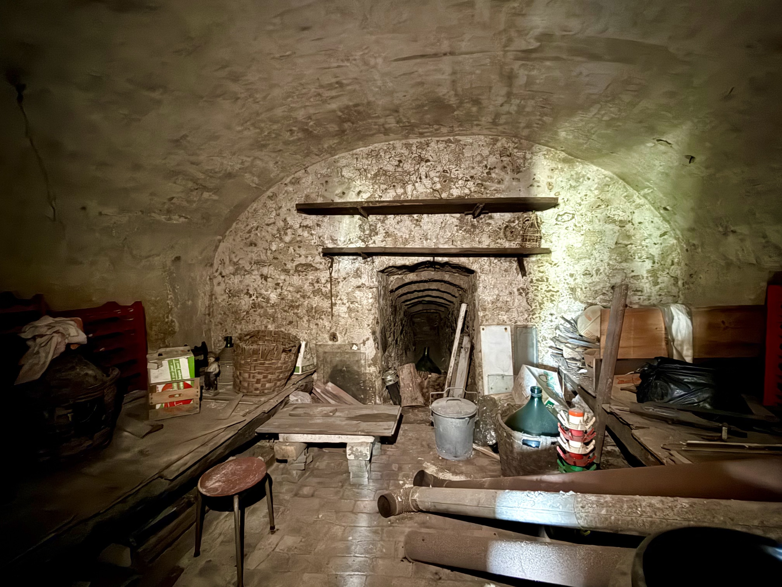 Interior view 7