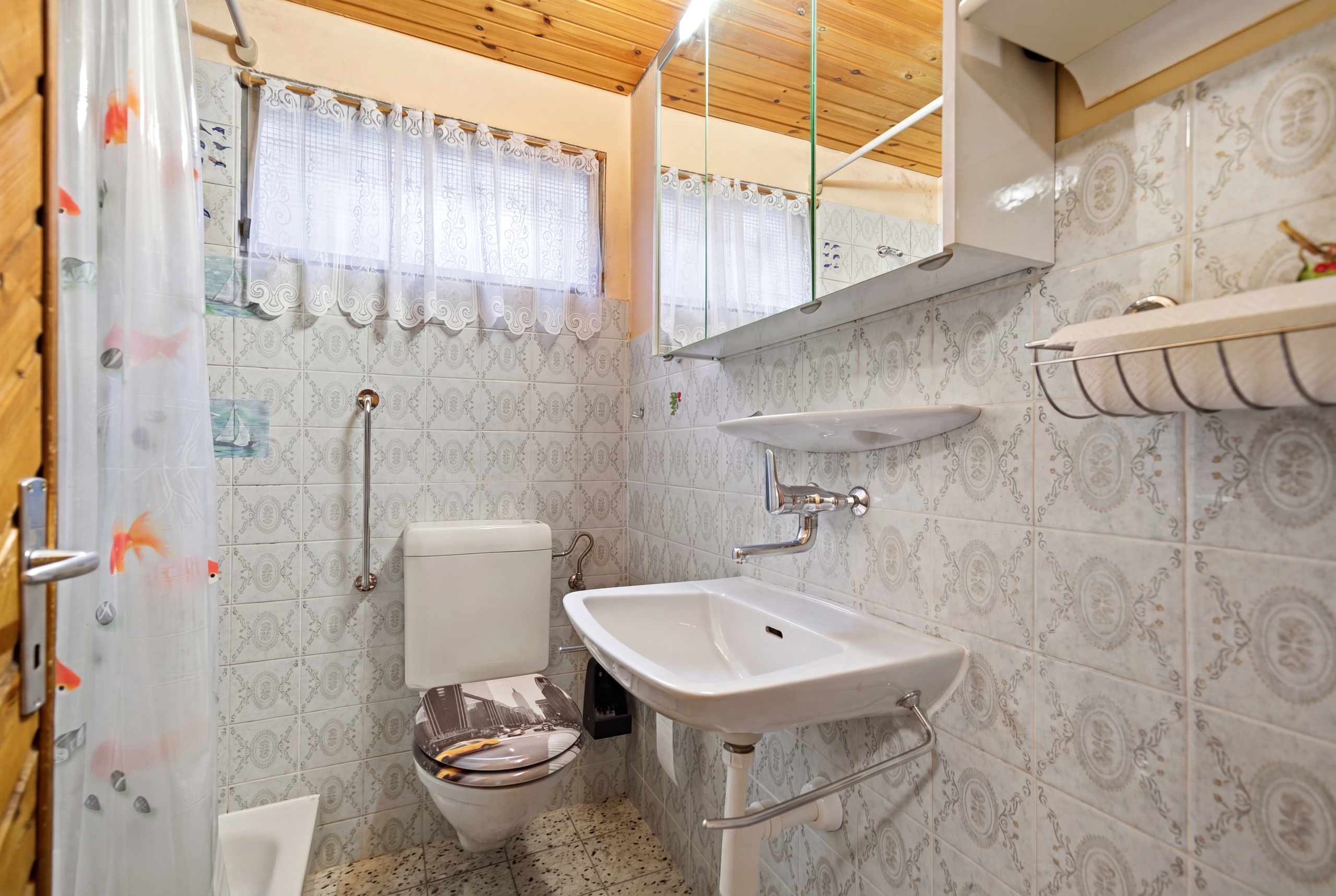Interior view 23