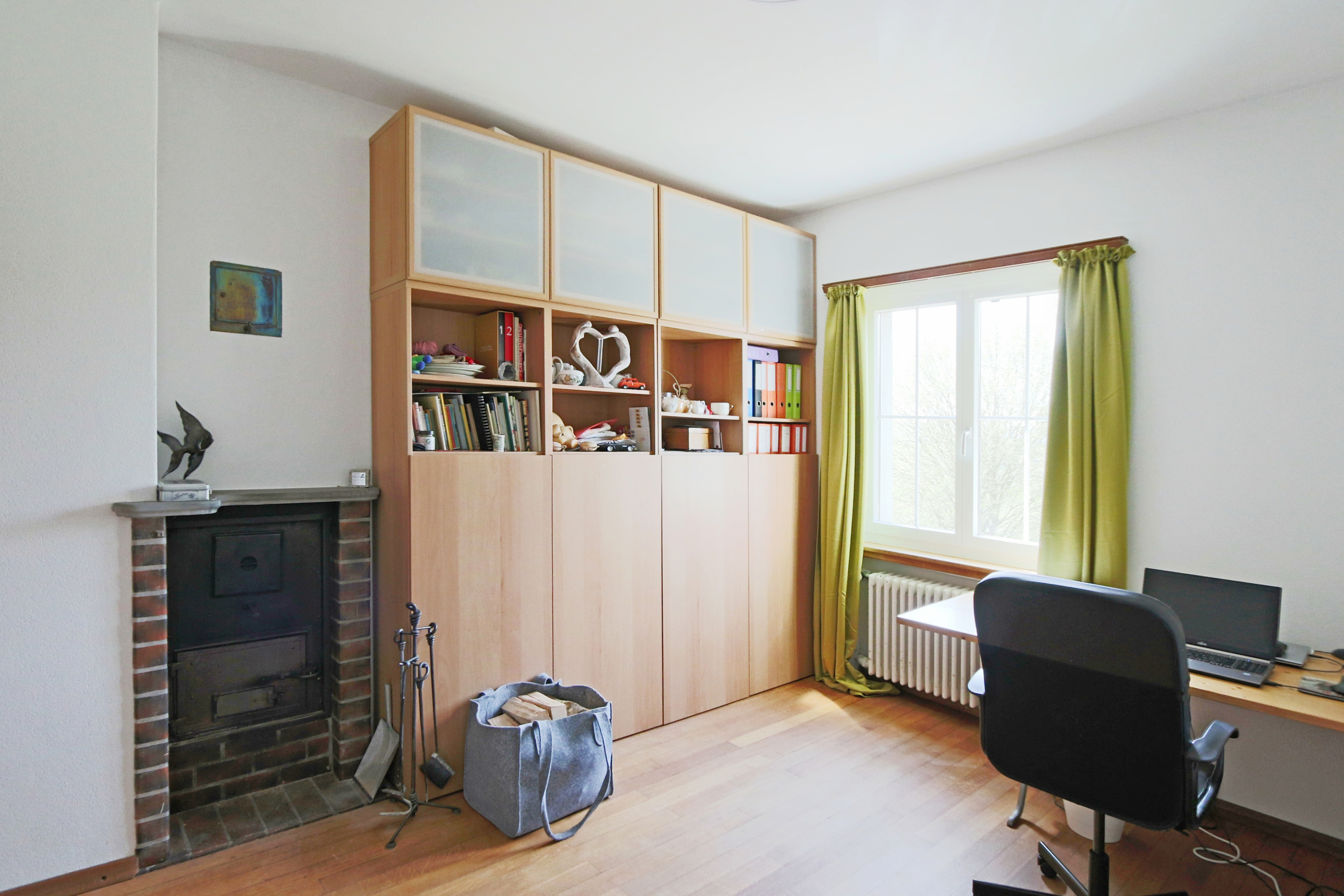 Büro im Erdgeschoss Büro im Erdgeschoss