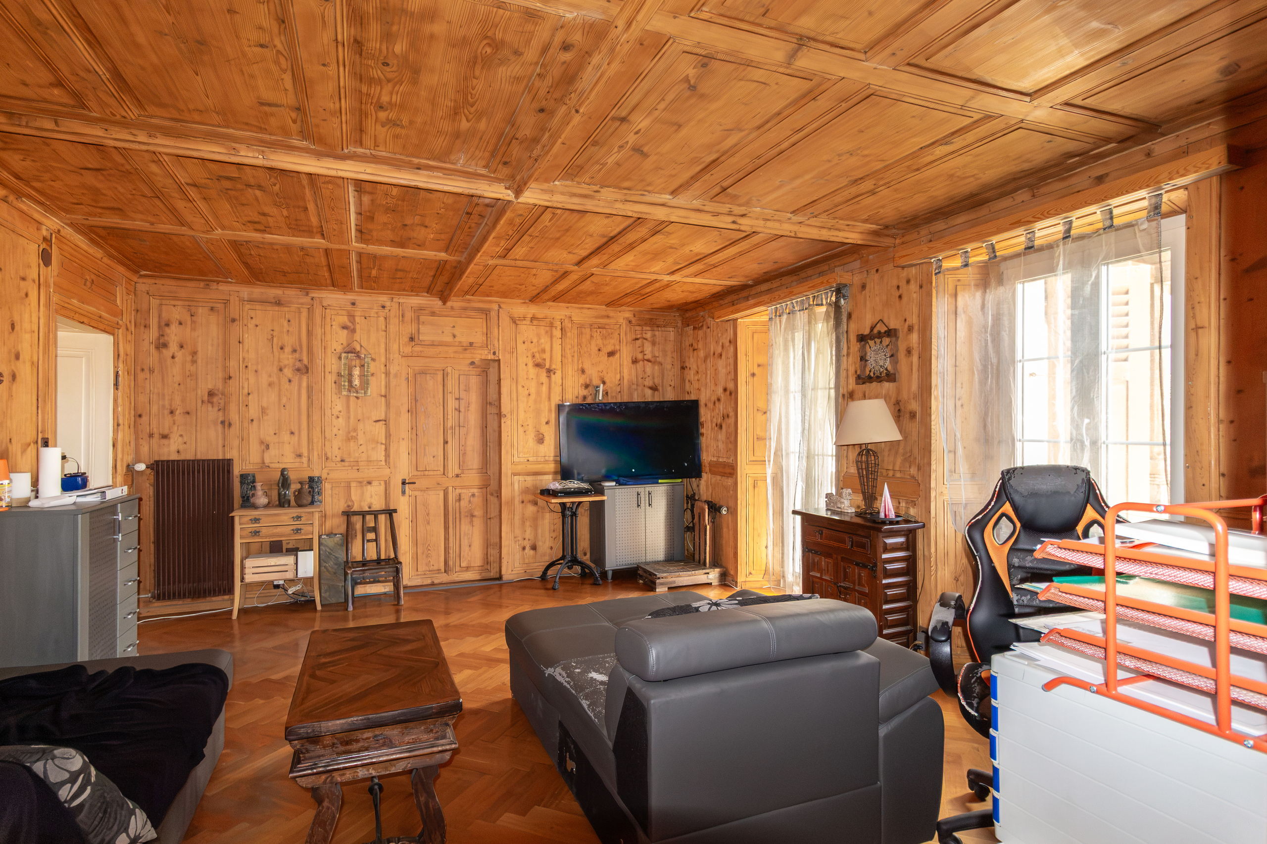 Interior view 5
