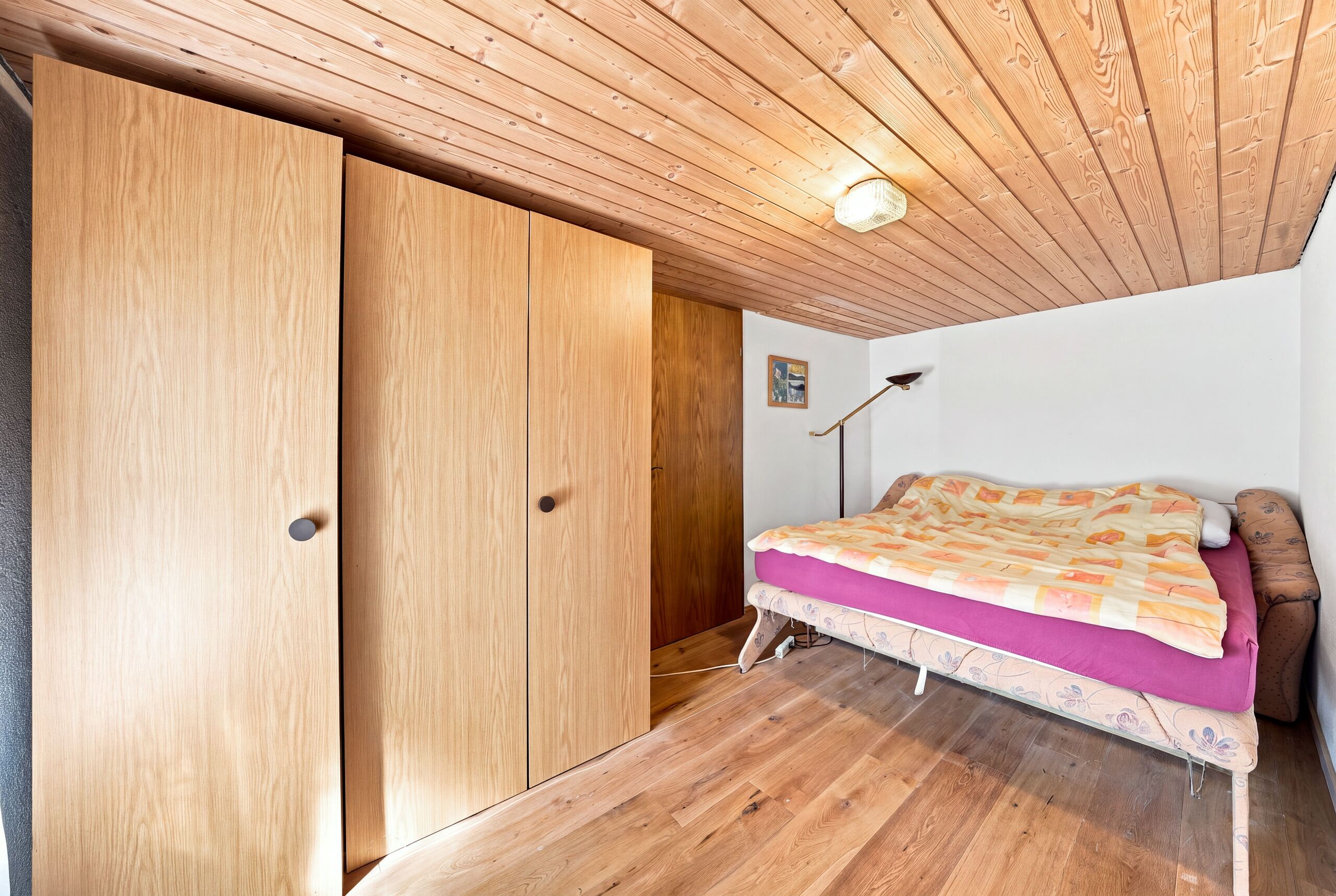 Photo 6