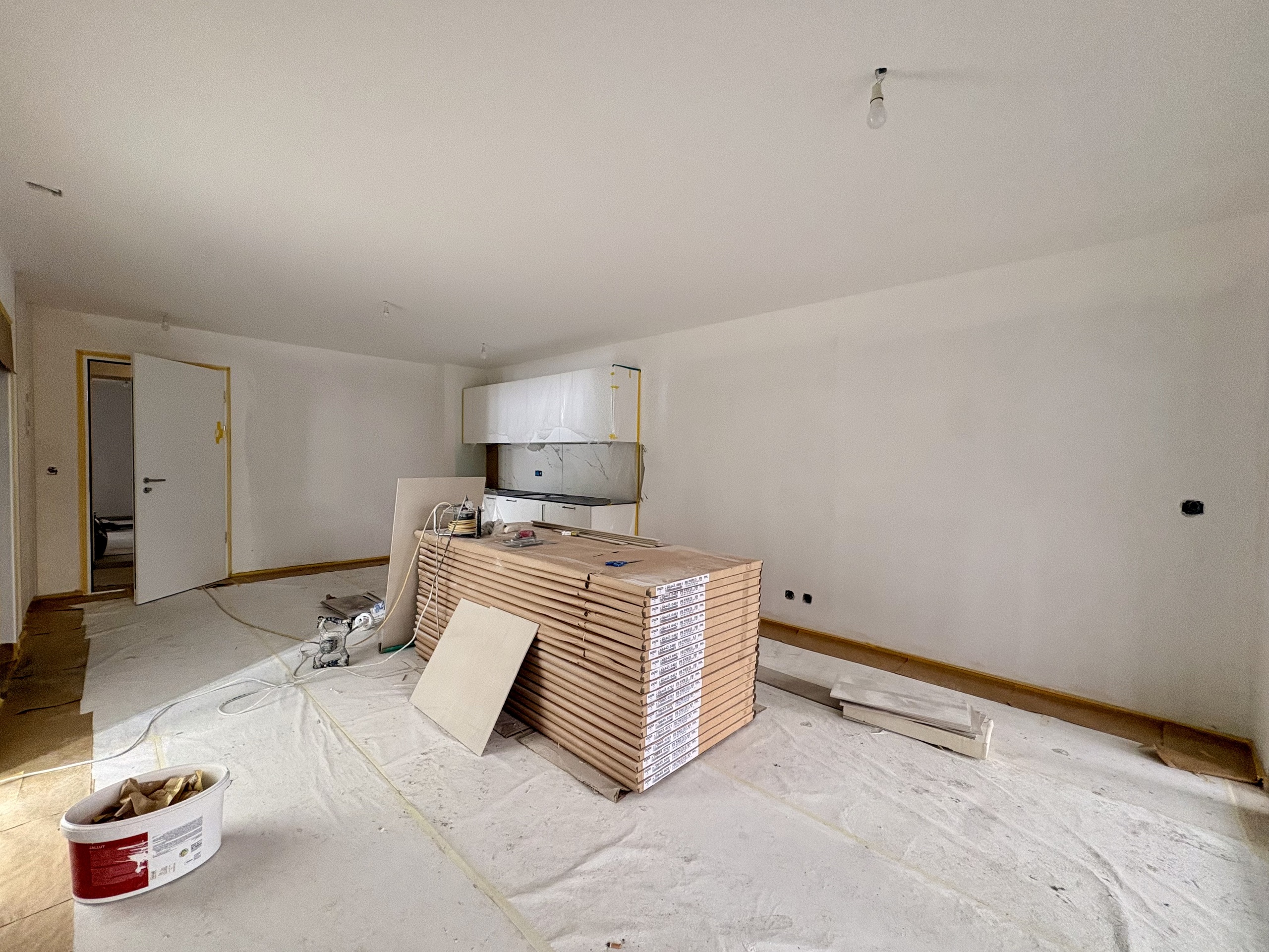 Interior view 2
