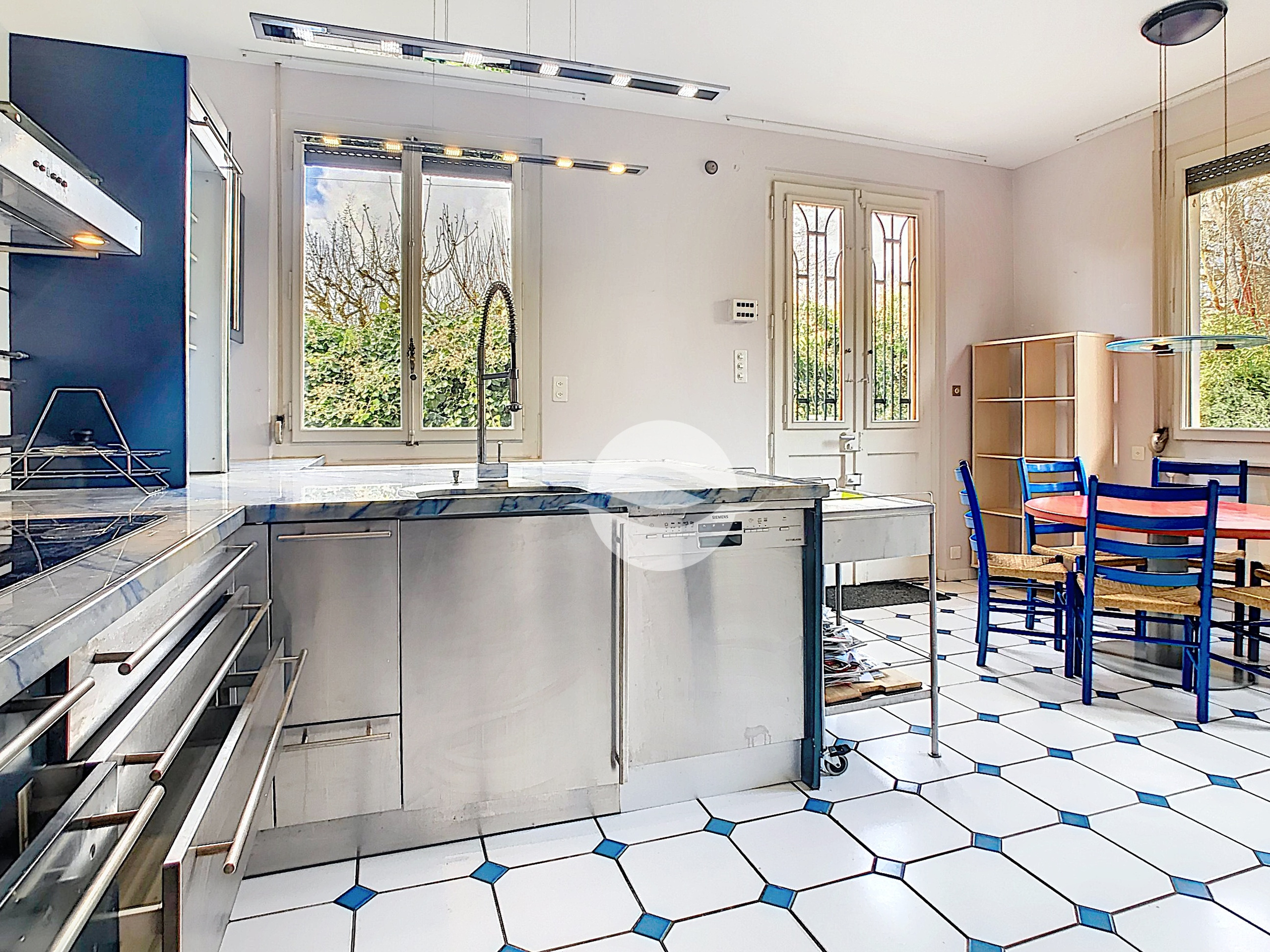 Cuisine équipée avec accès indépendant