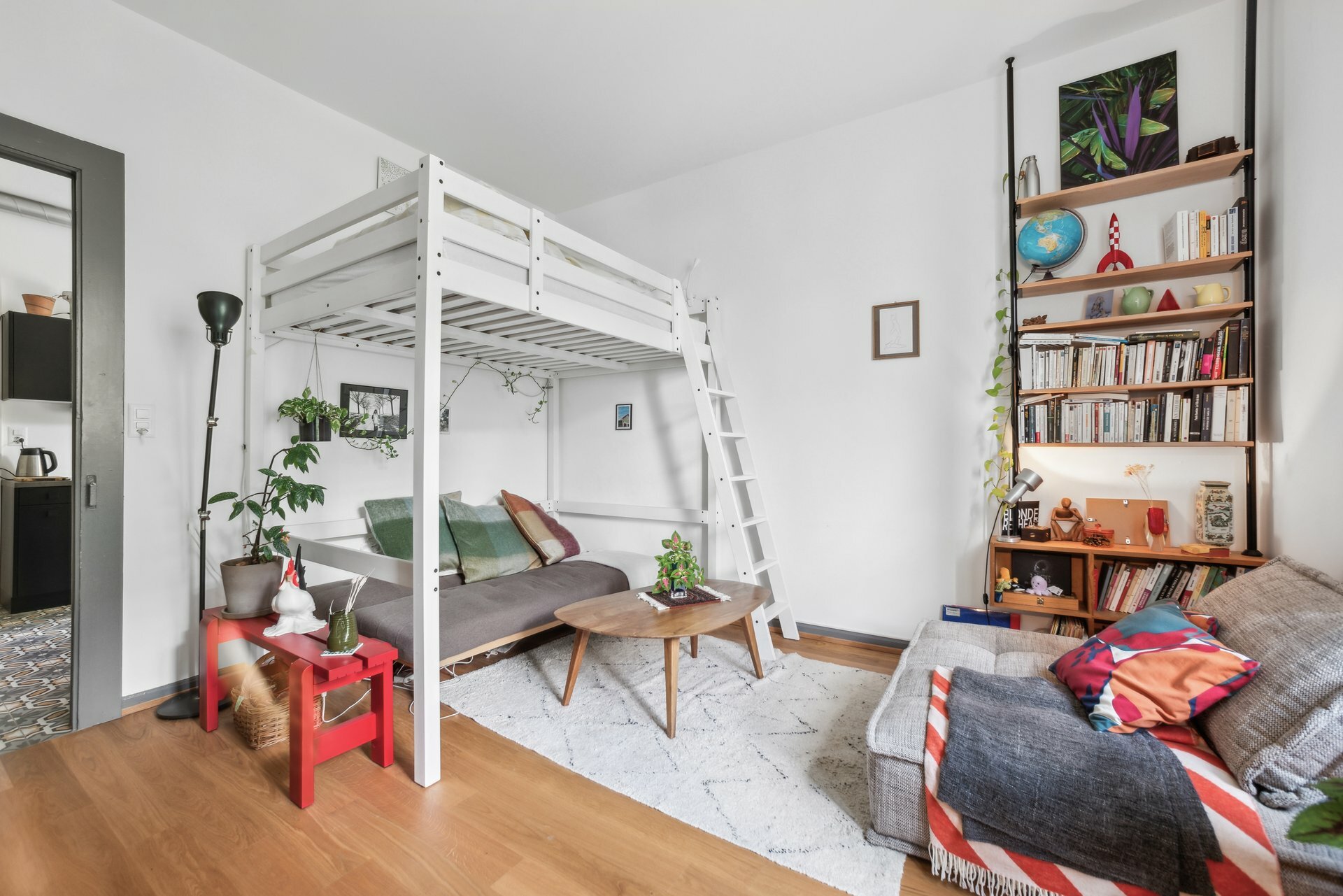 Studio - Living room / Bedroom Studio - Living room / Bedroom