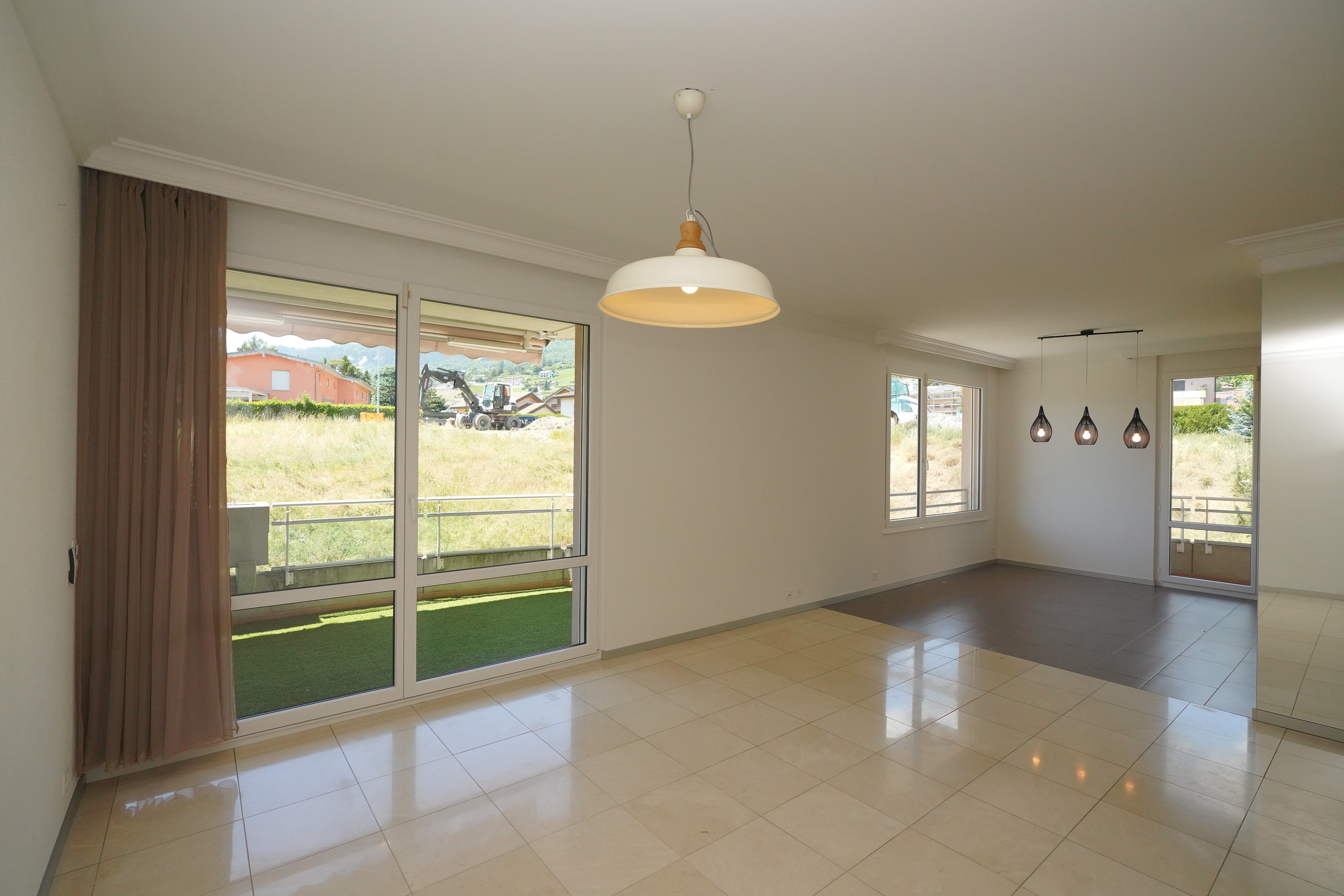 Interior view 4