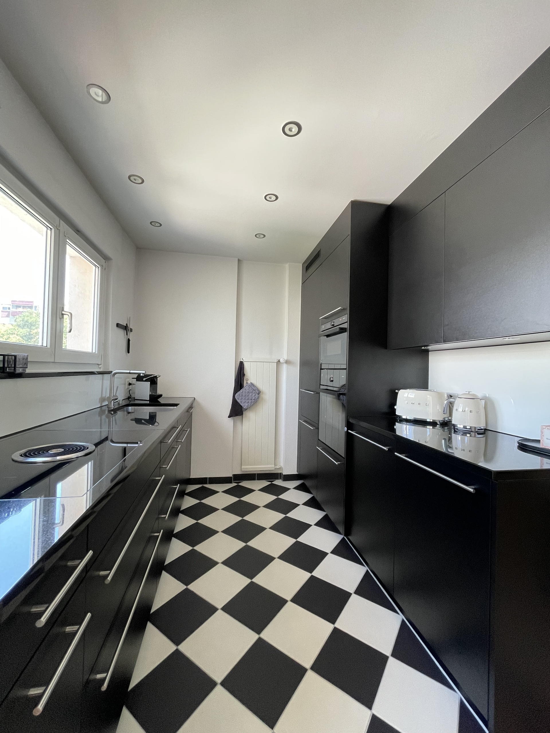 Interior view 5