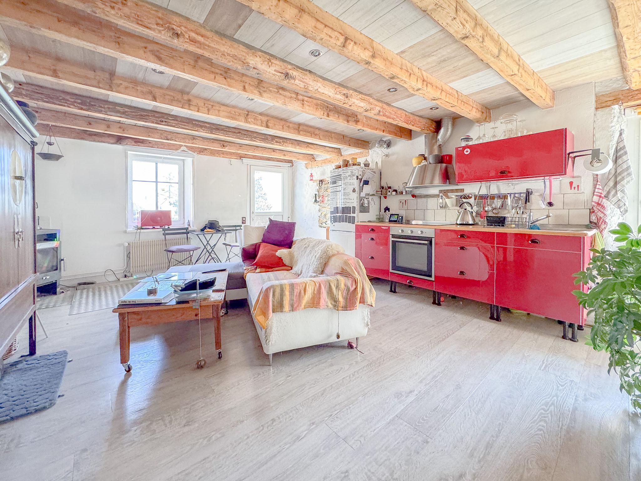 1er étage - pièce à vivre ouverte sur la cuisine