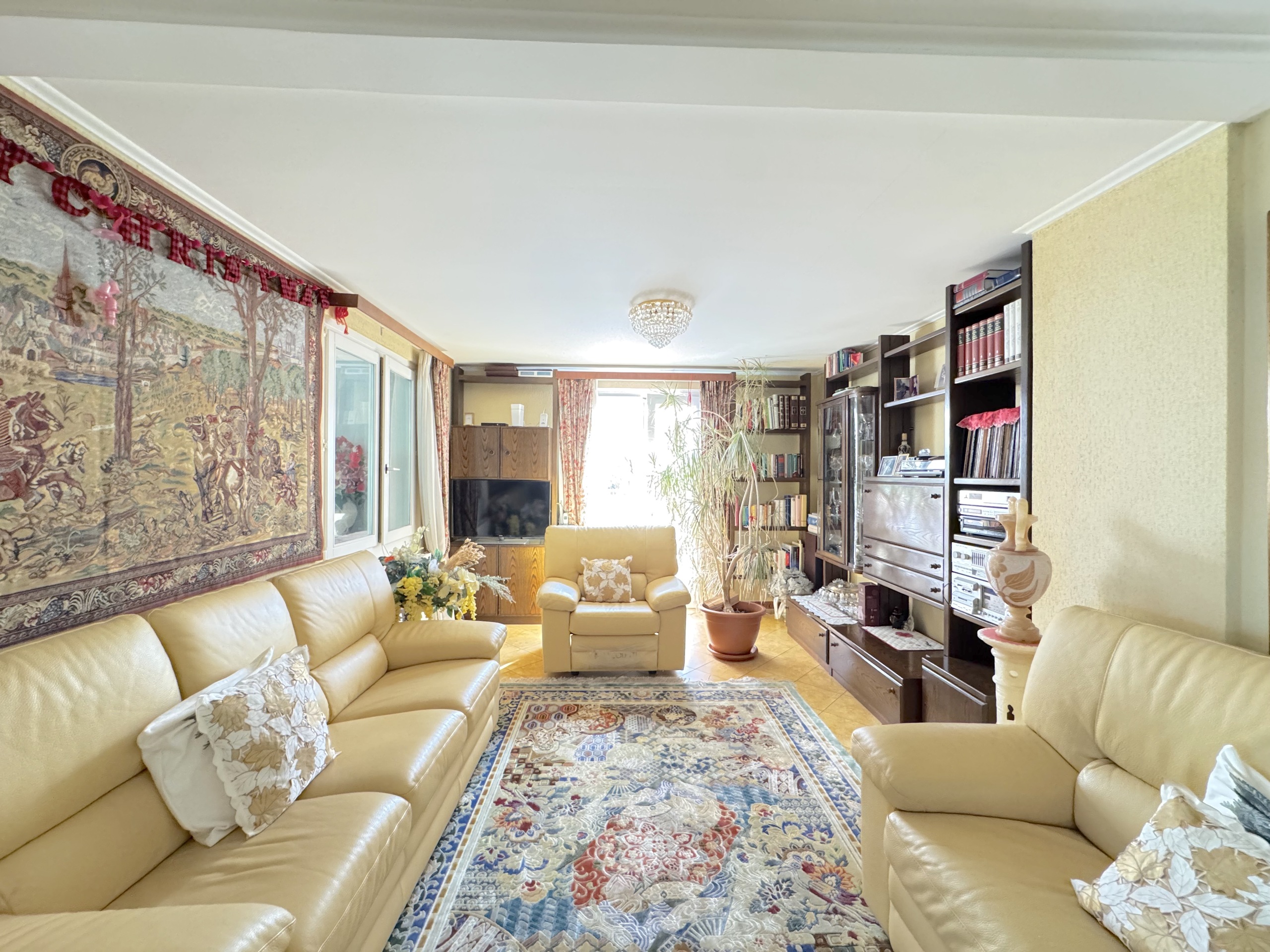 Interior view 1
