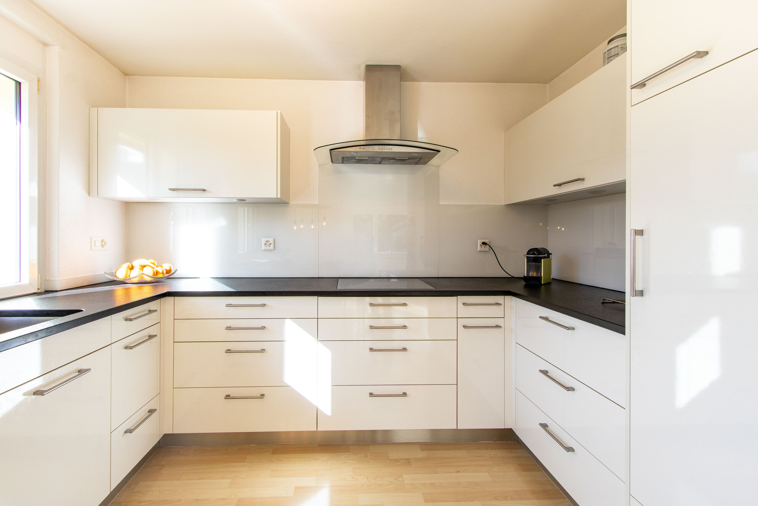 Rez-de-chaussée: cuisine