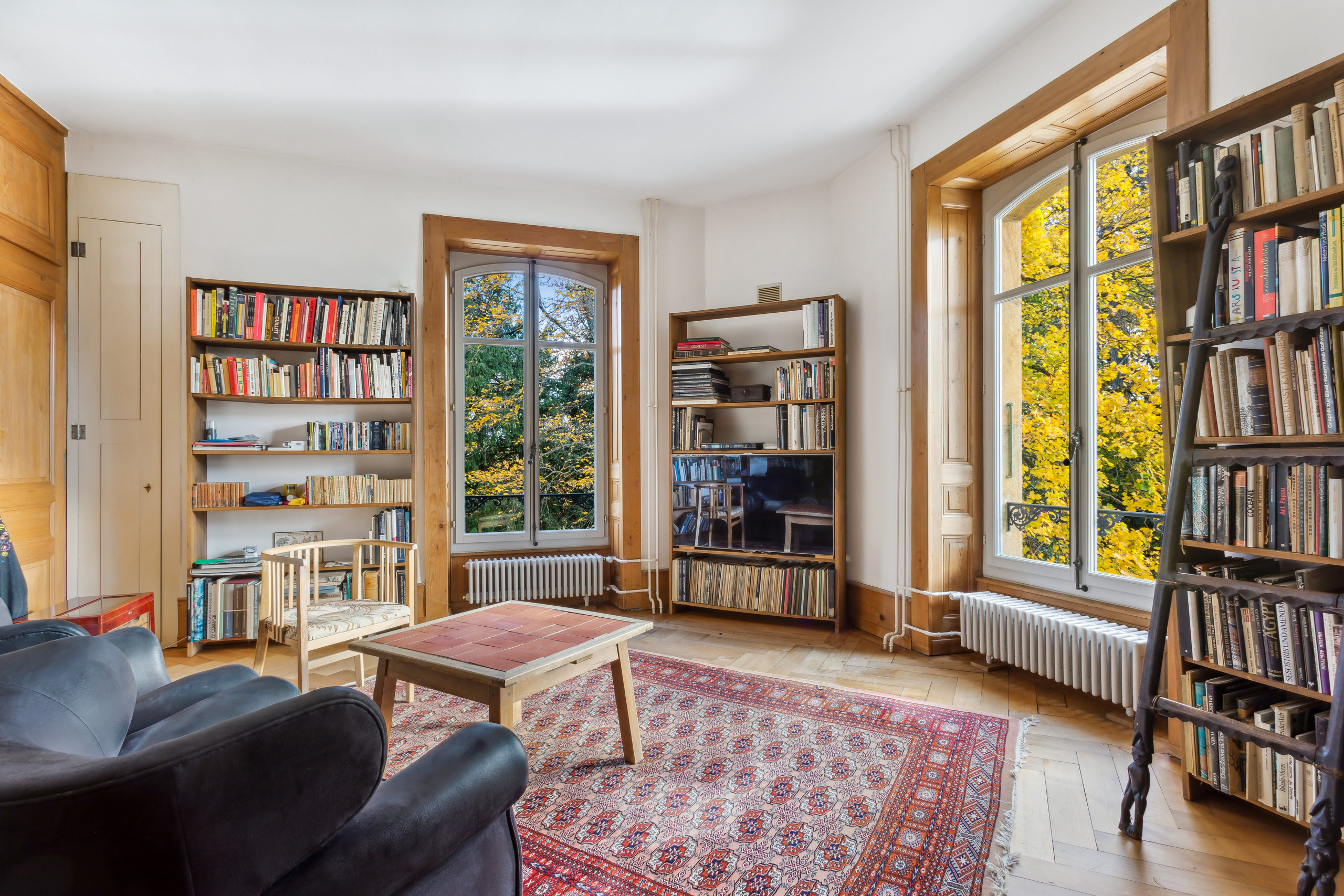 Small salon Small salon