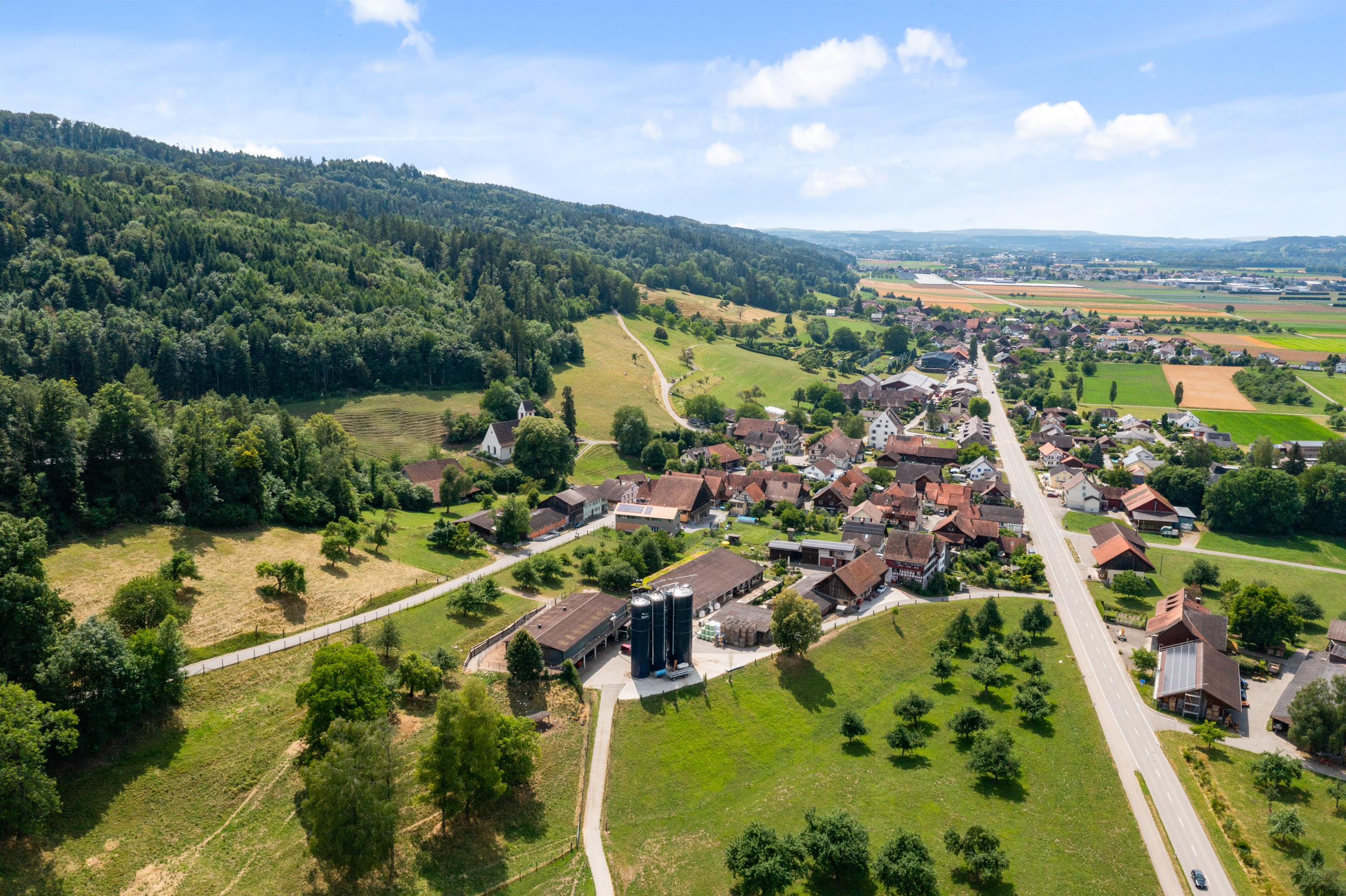 Hüttlingen, wunderschön in die Natur eingebettet, ist ein beliebter Wohnort.