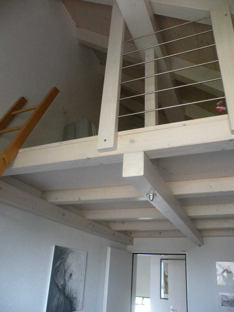 Hochbett, Stauraum oder Spielecke