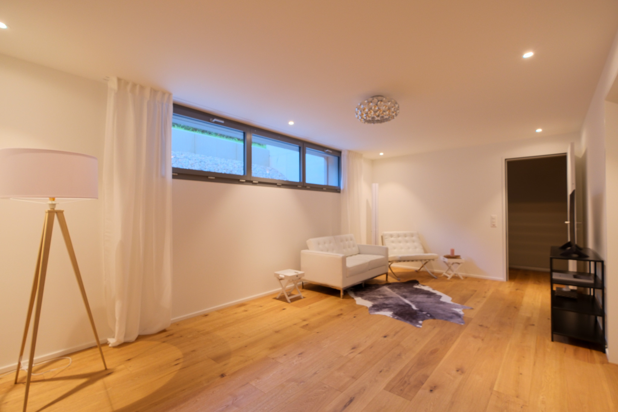 Gäste- Hobbyraum Untergeschoss