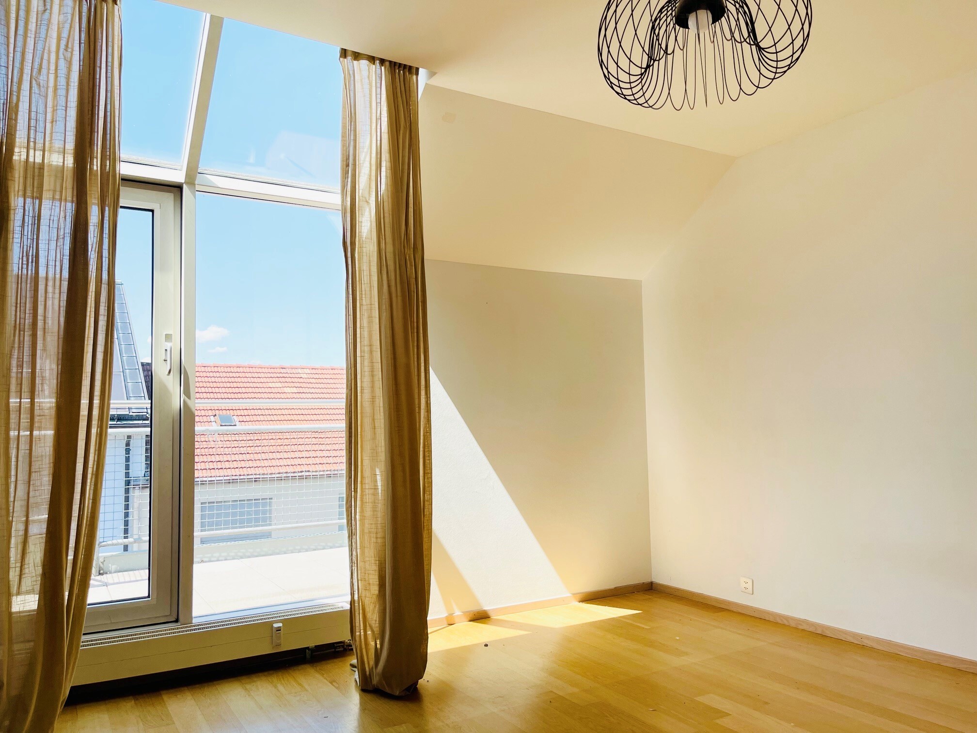 Zimmer 3 rechte Wohnung Zimmer 3 rechte Wohnung