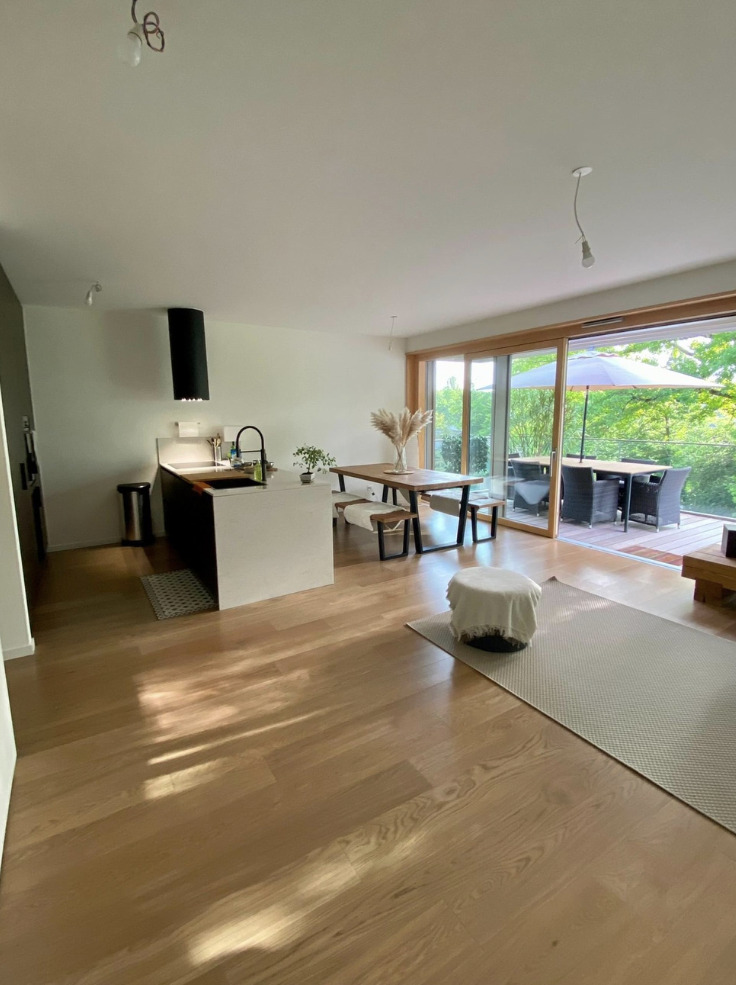 Interior view 2