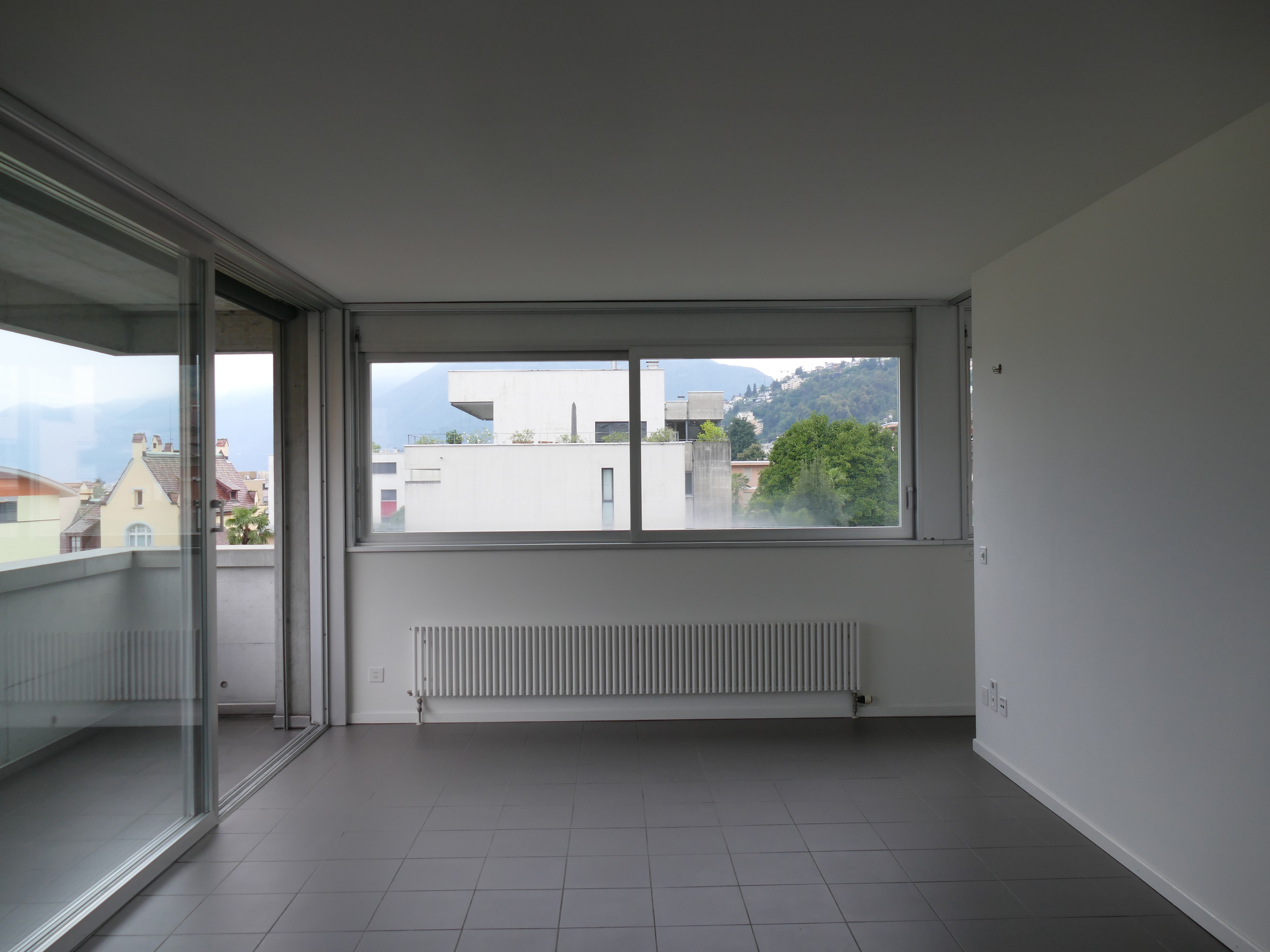 Interior view 6