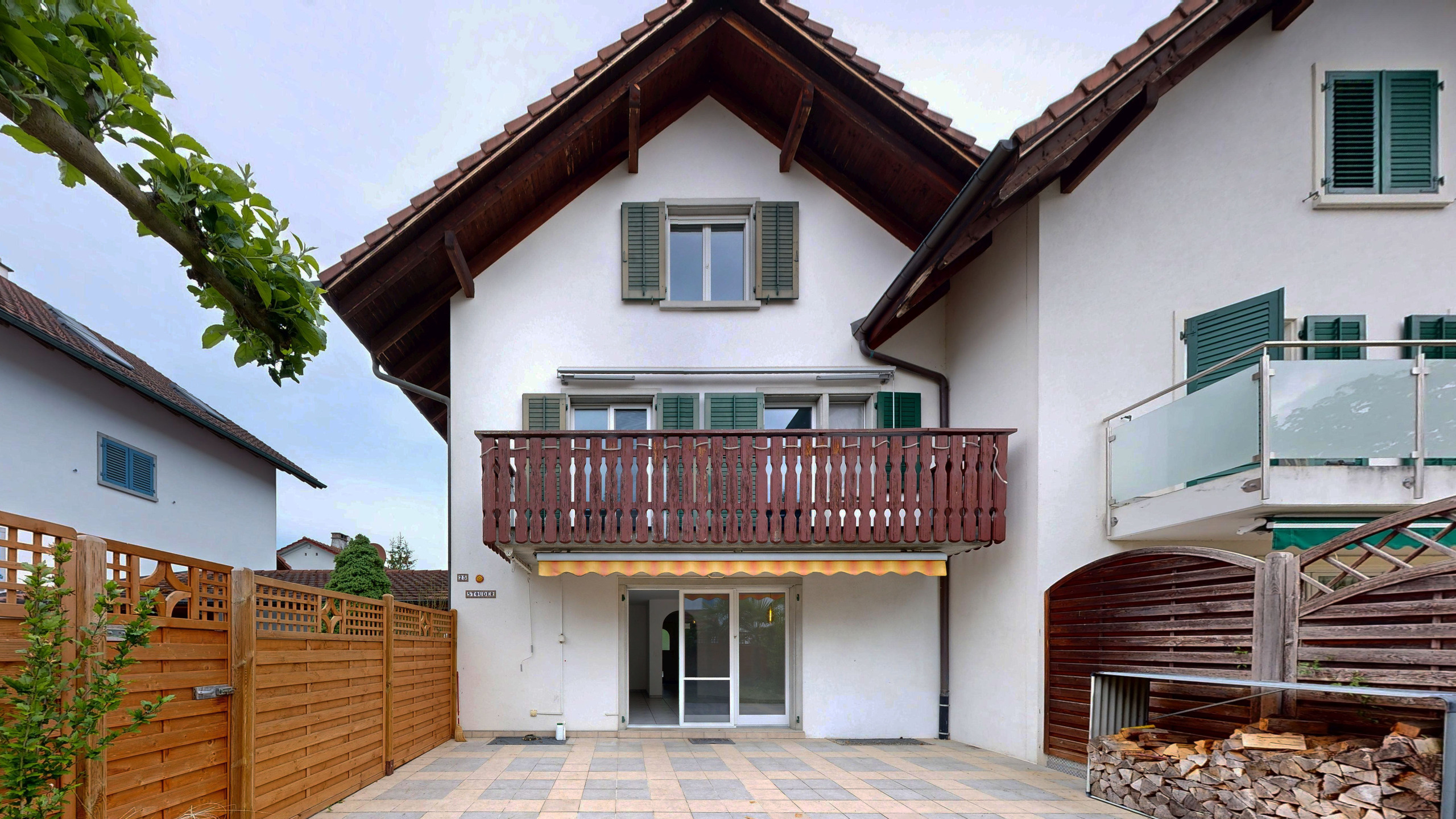 Aussenaufnahme