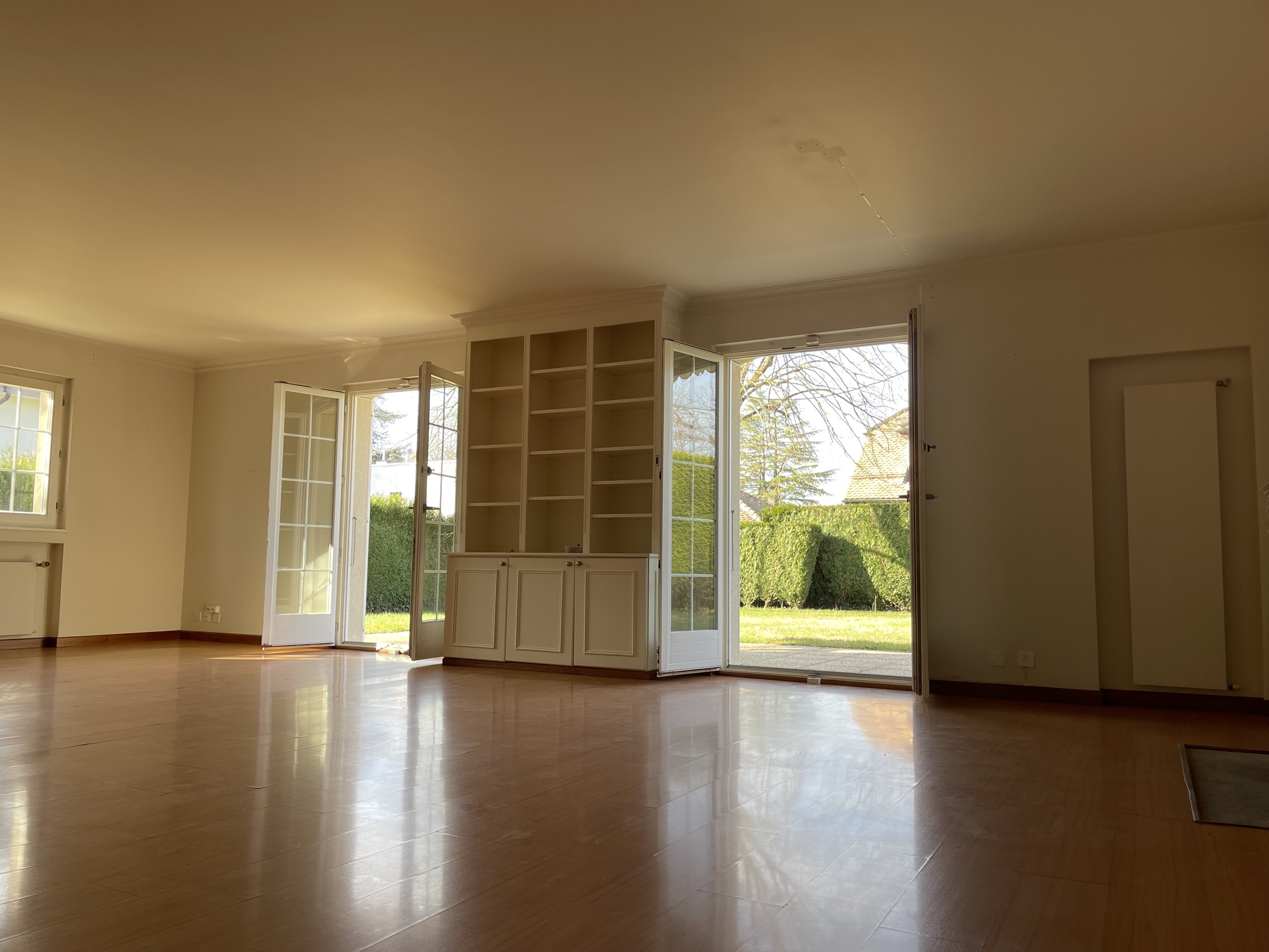 salon / salle à manger salon / salle à manger