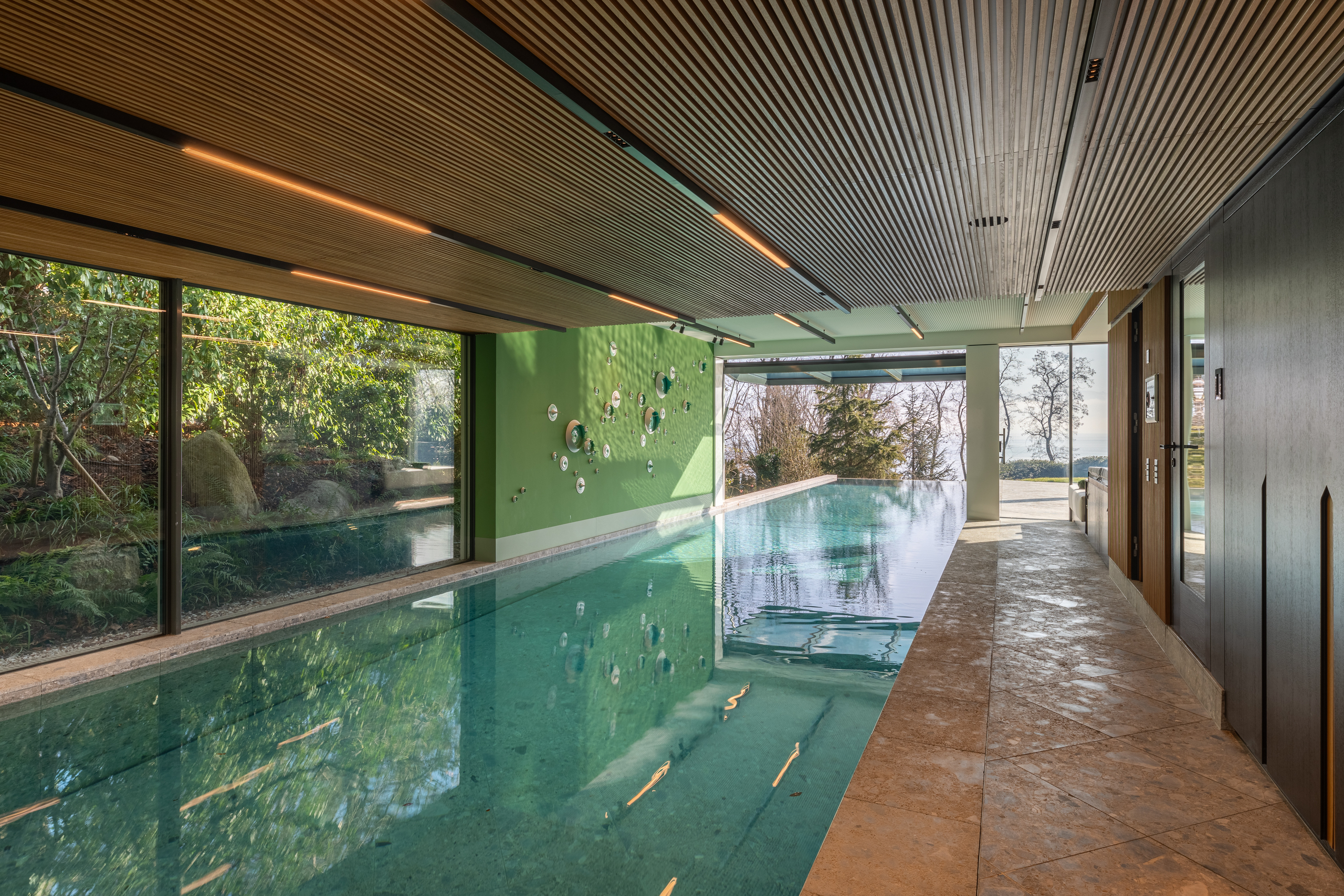 Indoor/outdoor pool Indoor/outdoor pool