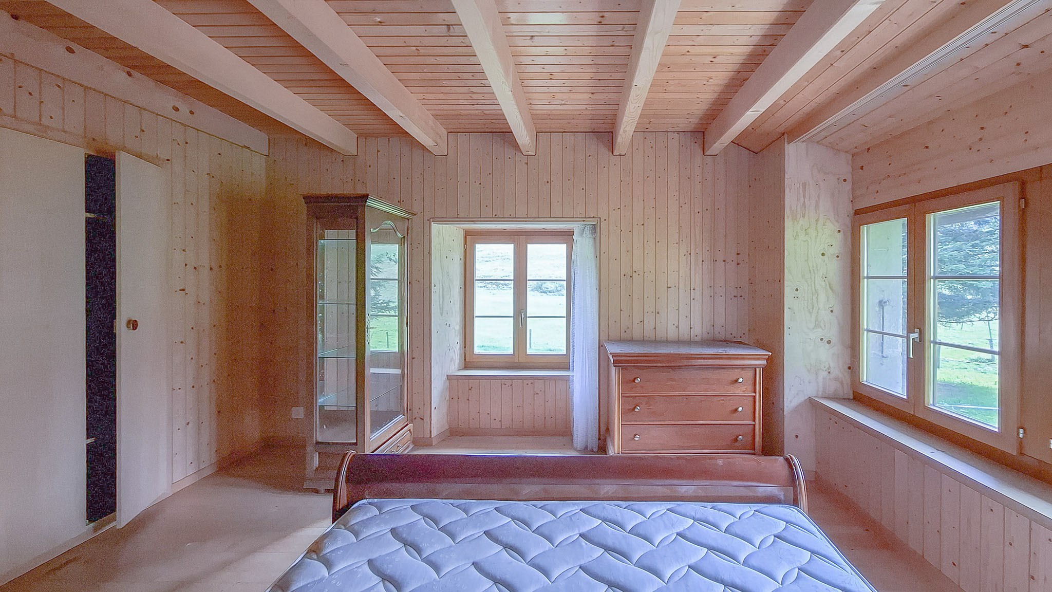 Chambre au rez inférieur