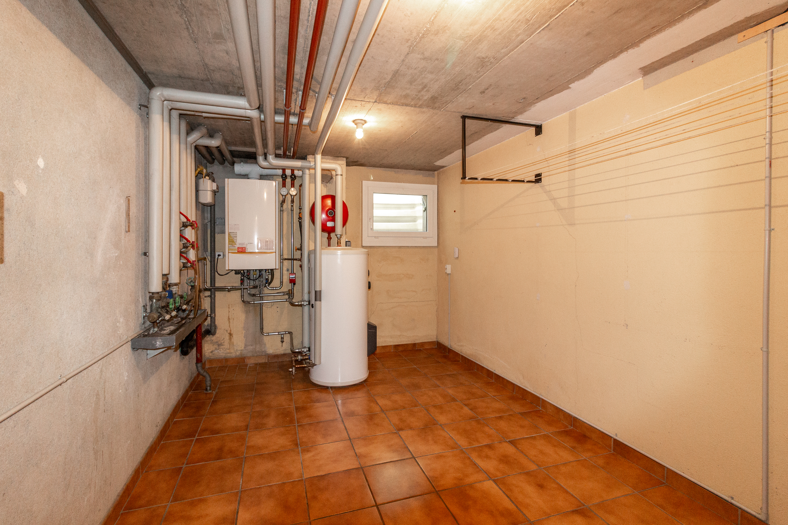 Interior view 18