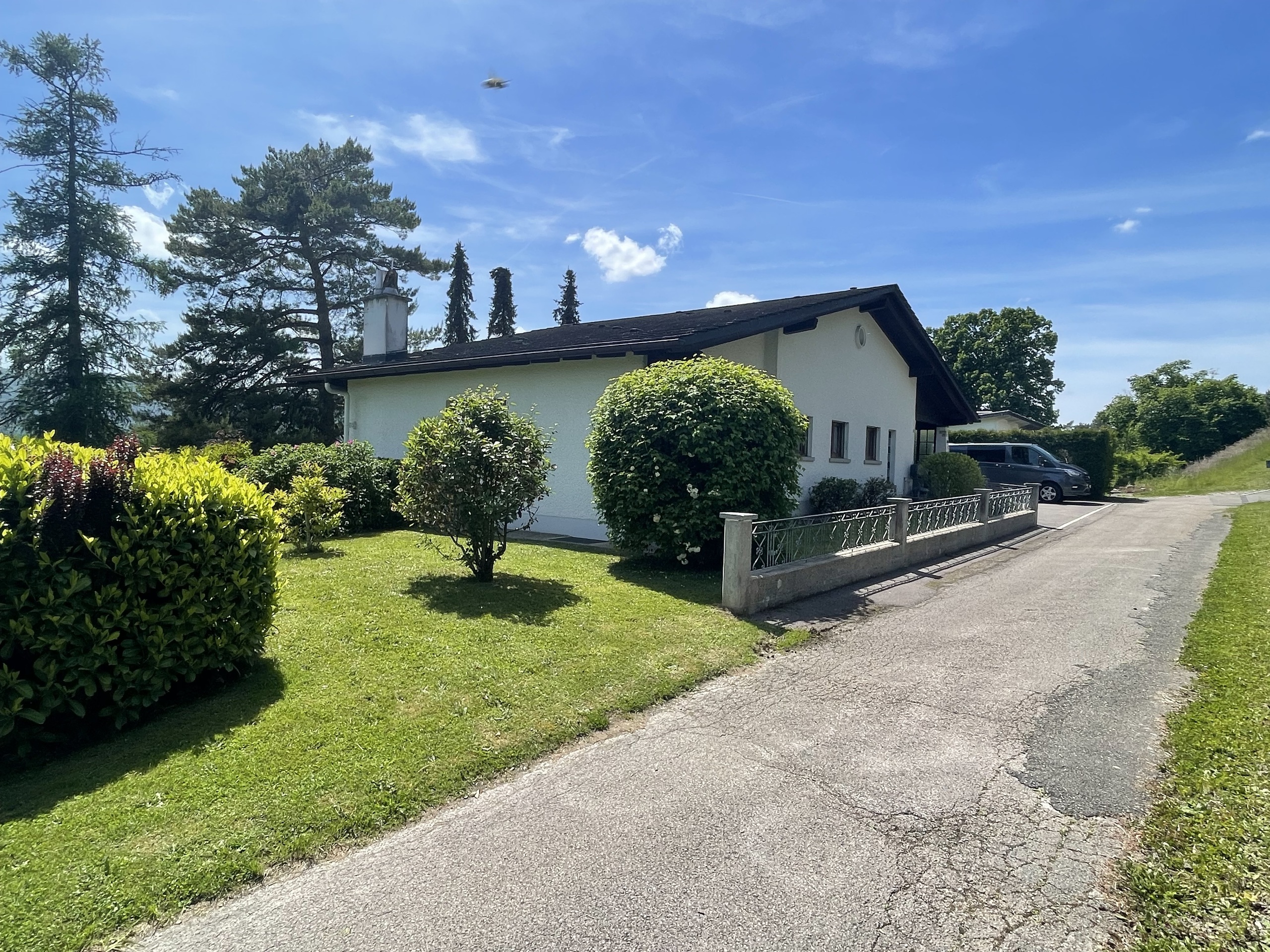 Exterior view 3