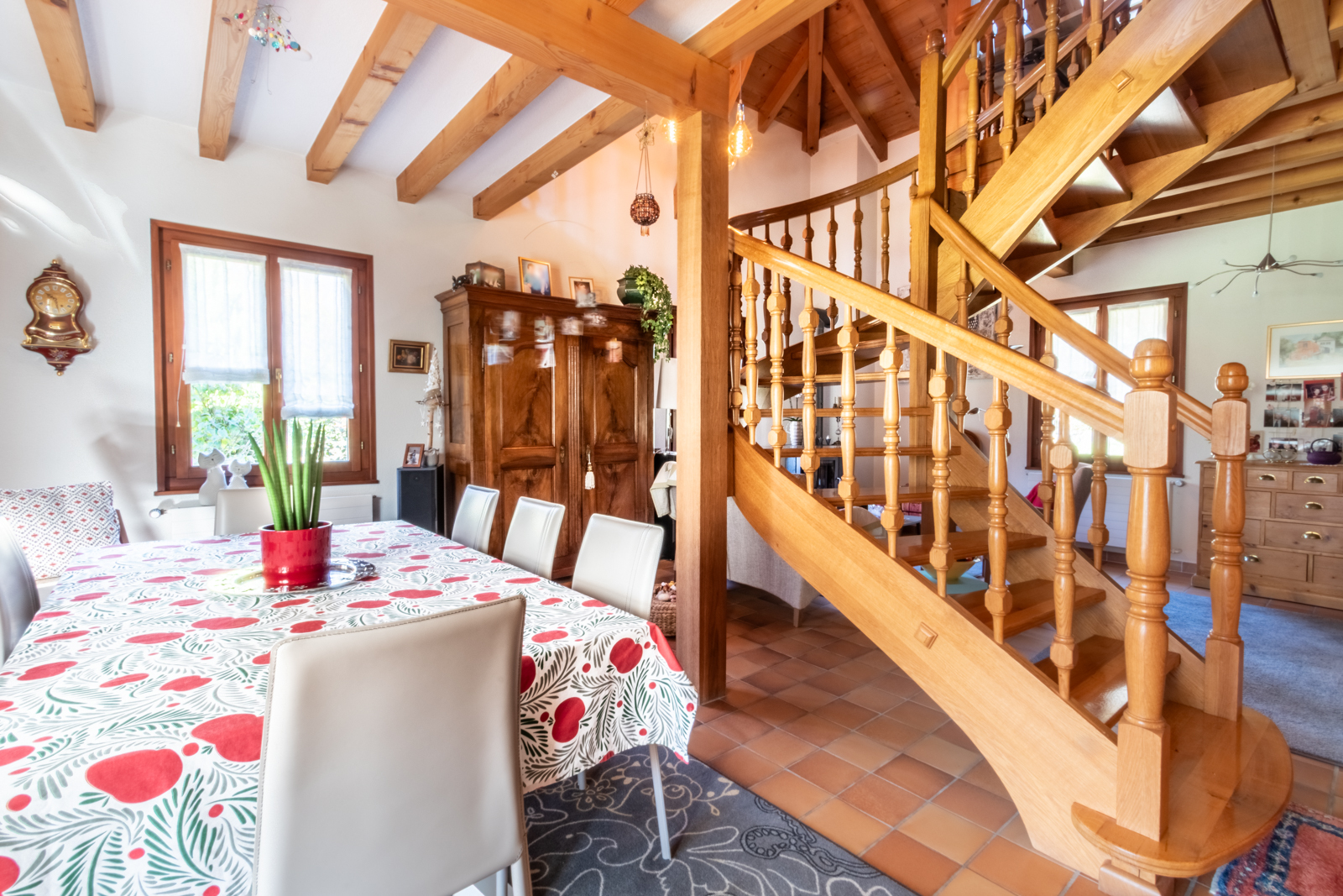 Rez - pièce à vivre - 39 m2