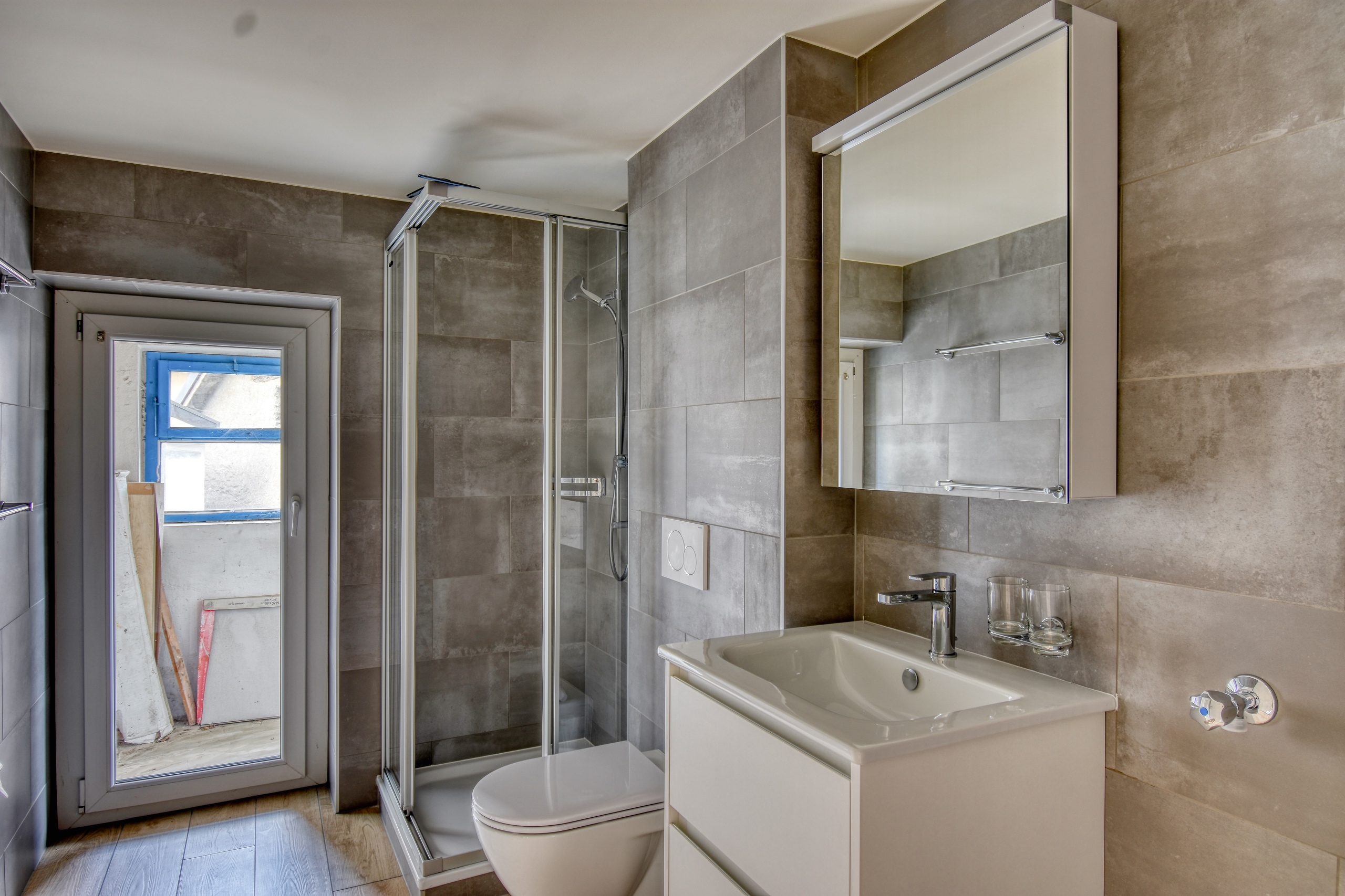 Appartement Chippis - Salle de douche Appartement Chippis - Salle de douche