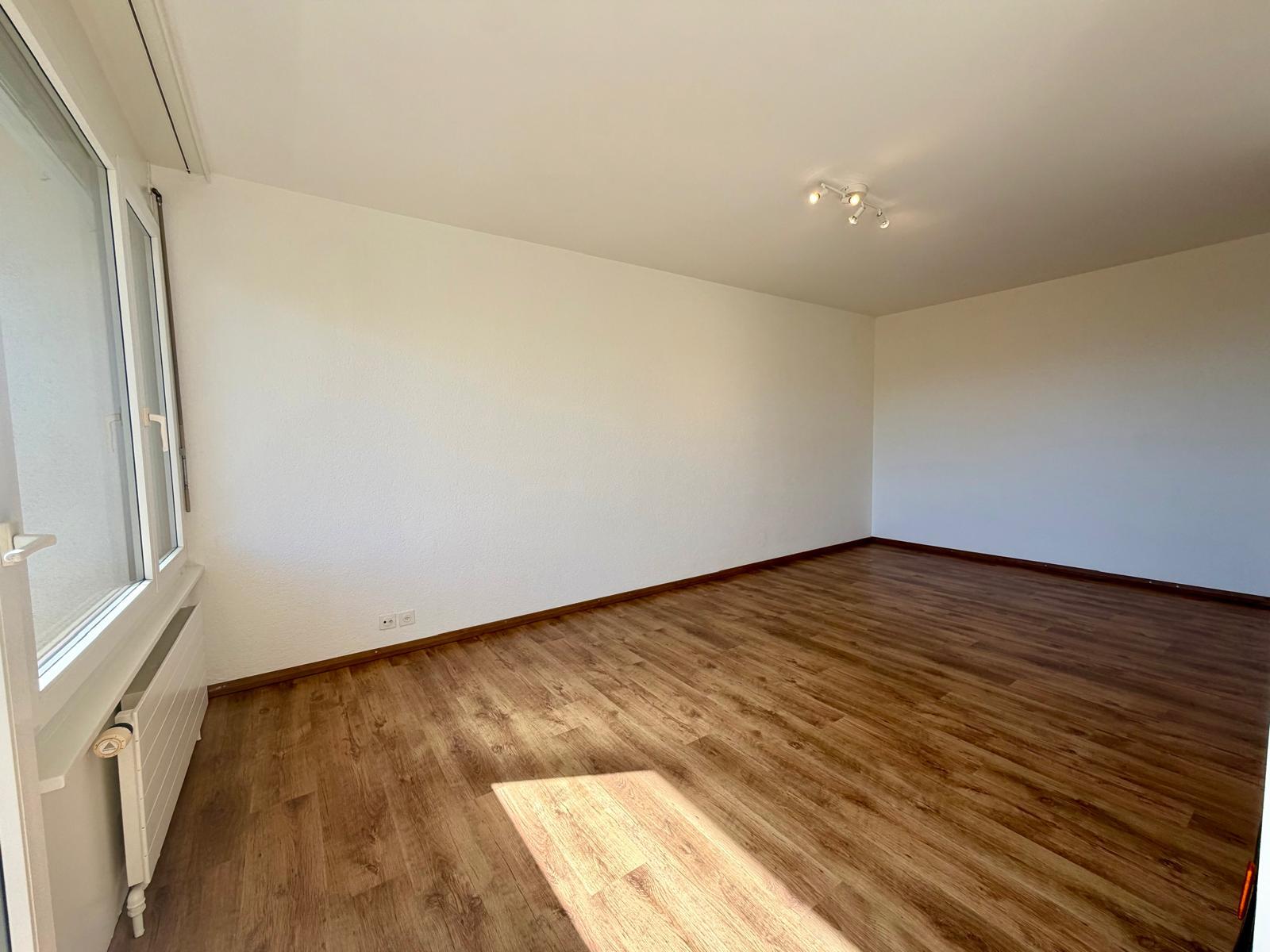 Interior view 4
